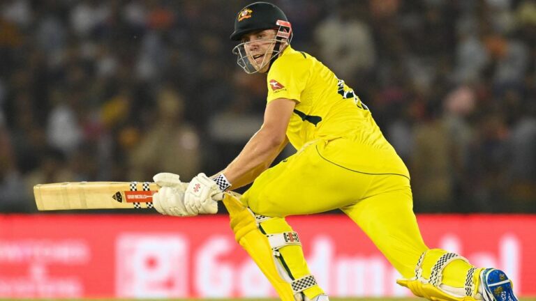 LIVE: Star gets another World Cup audition as Finch looks to silence critics in crunch T20 game