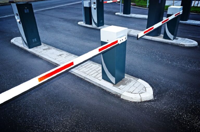 The Important Advantages Of Security Barriers In the Workplace